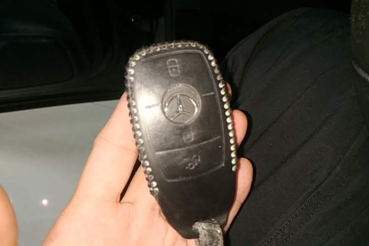 Used Mercedes-Benz GLB 2022 Second Facelift GLB 200 Fashion Edition Vehicle Key