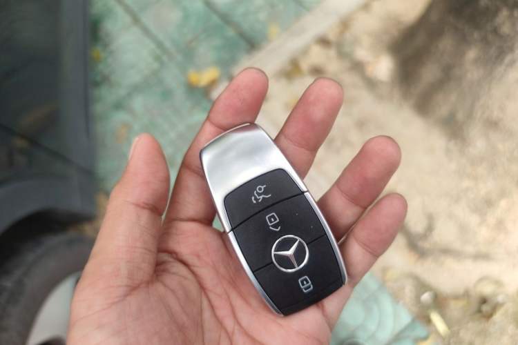 Used Mercedes-Benz GLB 2022 GLB 220 4MATIC Vehicle Key