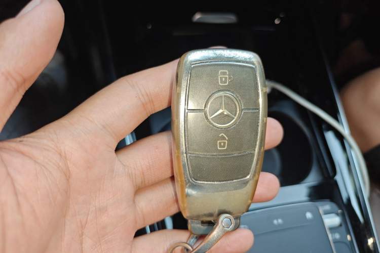 Used Mercedes-Benz GLB 2022 Second Facelift GLB 200 Fashion Edition Vehicle Key