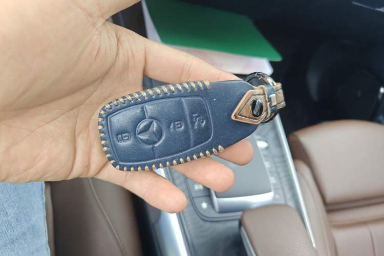 Used Mercedes-Benz GLB 2022 Updated GLB 200 Fashion Edition Vehicle Key