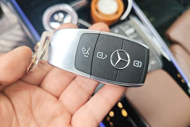 Used Mercedes-Benz GLB 2022 GLB 200 Stylish Edition Vehicle Key