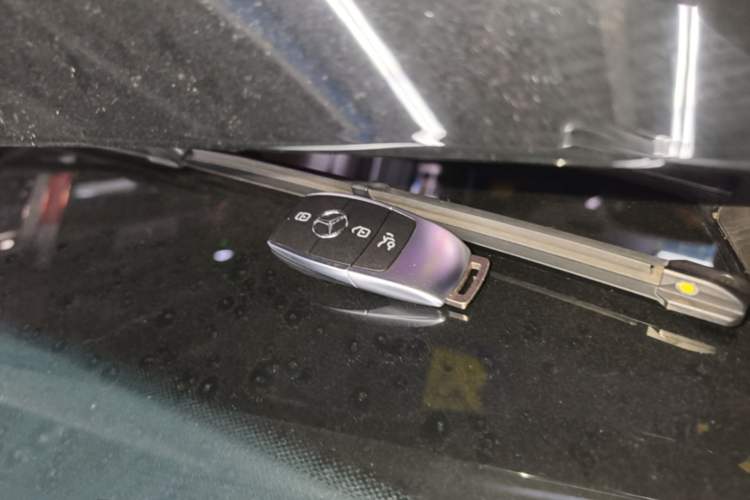 Used Mercedes-Benz GLB 2022 Updated GLB 200 Fashion Edition Vehicle Key