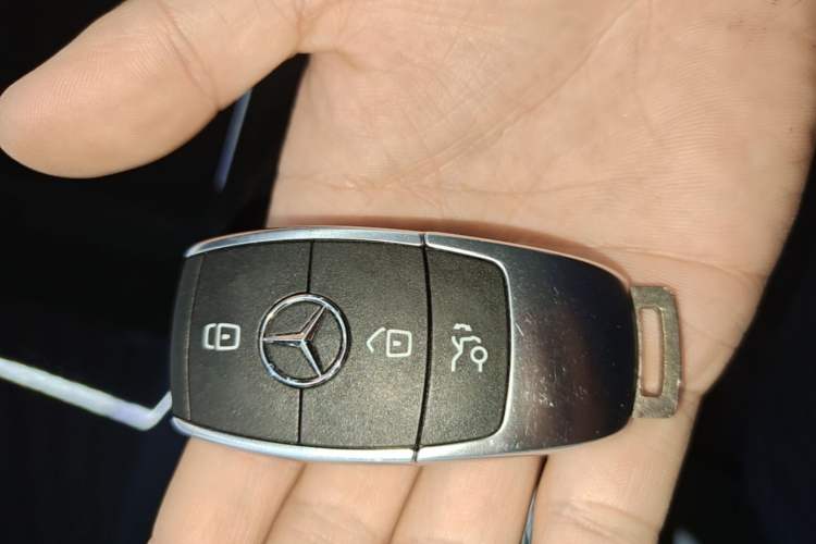 Used Mercedes-Benz GLB 2022 GLB 220 Fashion Model Vehicle Key