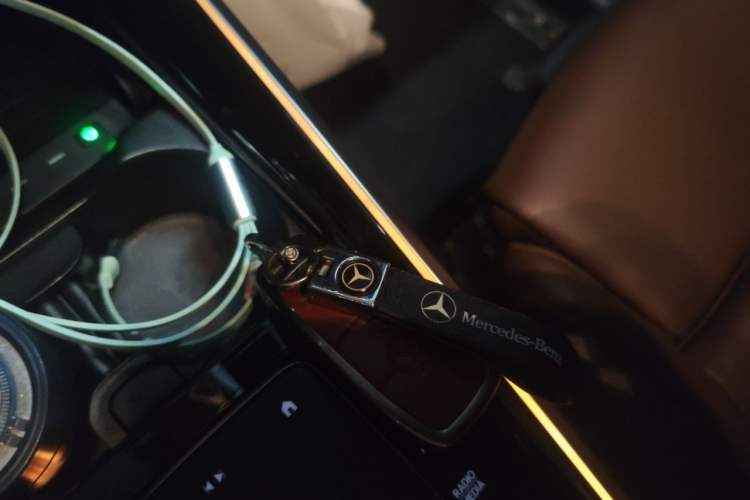 Used Mercedes-Benz GLB 2022 Updated GLB 200 Fashion Edition Vehicle Key