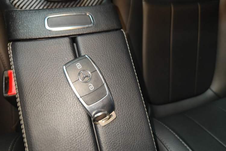 Used Mercedes-Benz GLB 2022 Second Facelift GLB 200 Fashion Edition Vehicle Key