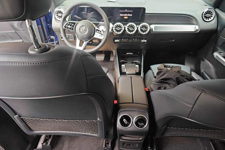 Used Mercedes-Benz GLB 2022 Updated GLB 200 Fashion Edition Center Console