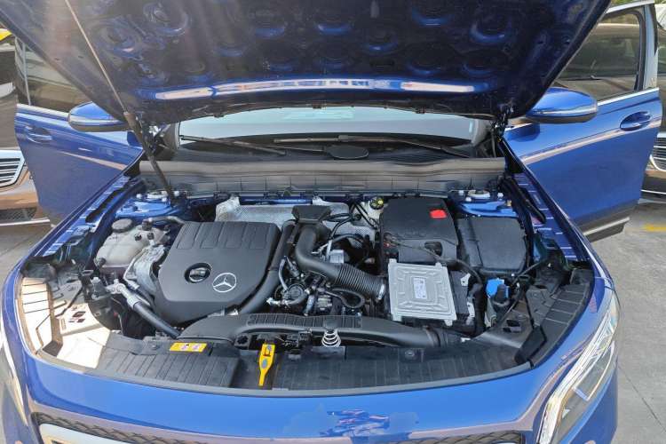 Used Mercedes-Benz GLB 2022 Second Facelift GLB 200 Fashion Edition Engine Bay