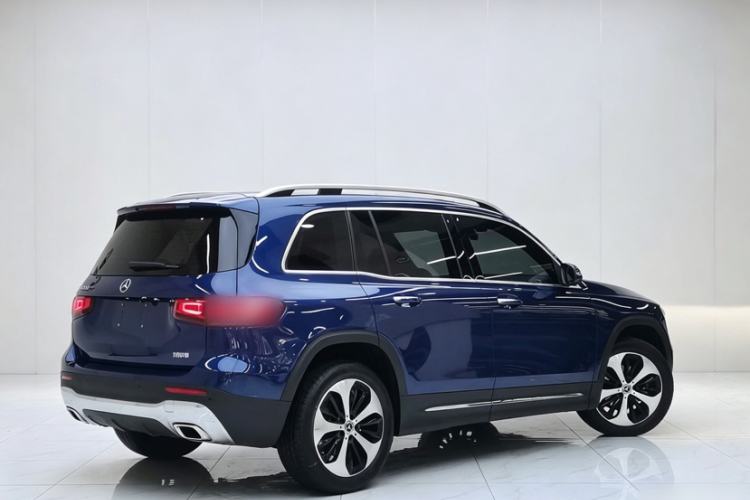 Used Mercedes-Benz GLB 2022 Updated GLB 200 Fashion Edition Exterior 3