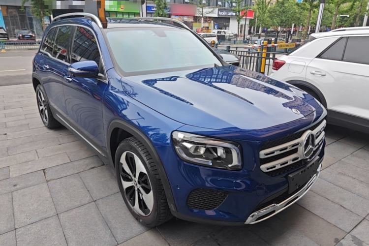 Used Mercedes-Benz GLB 2022 Updated GLB 200 Fashion Edition Front Right 45 Deg