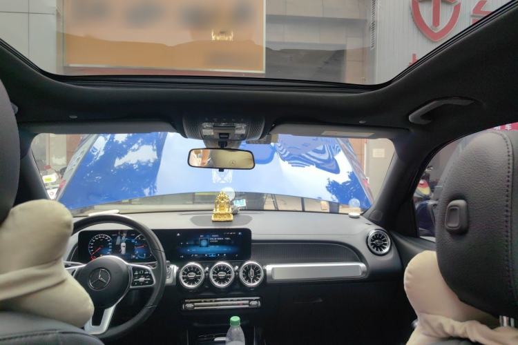 Used Mercedes-Benz GLB 2022 GLB 200 Stylish Edition Headliner