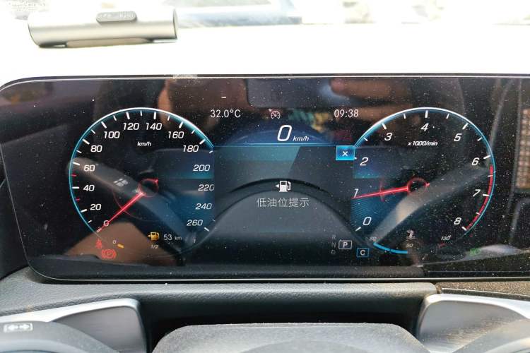 Used Mercedes-Benz GLB 2022 Second Facelift GLB 200 Dynamic Edition Instrument Cluster