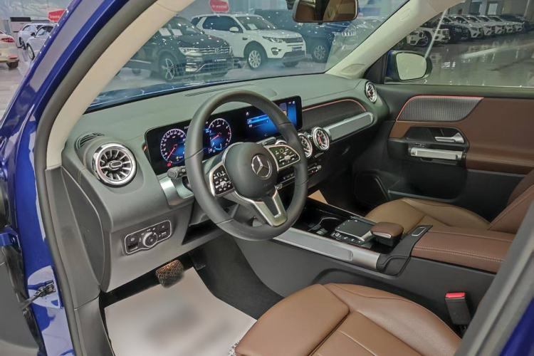 Used Mercedes-Benz GLB 2022 GLB 220 Dynamic Edition Interior 1