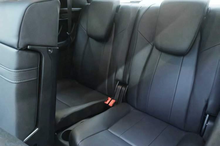 Used Mercedes-Benz GLB 2022 Updated GLB 200 Fashion Edition Interior 2