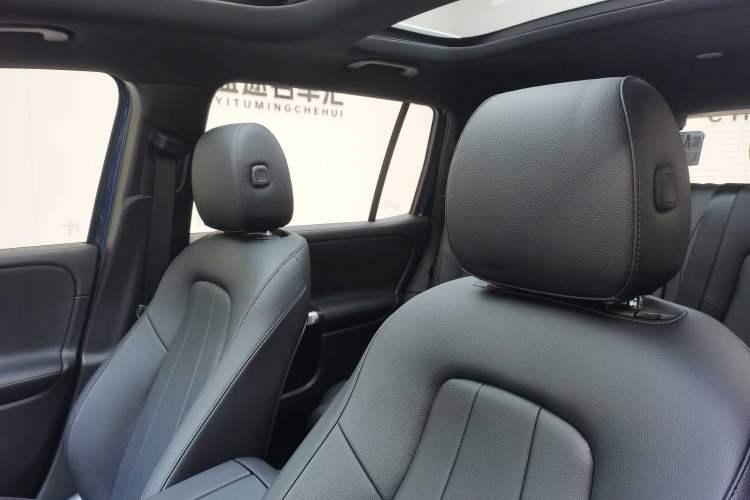 Used Mercedes-Benz GLB 2022 Updated GLB 200 Fashion Edition Interior 4