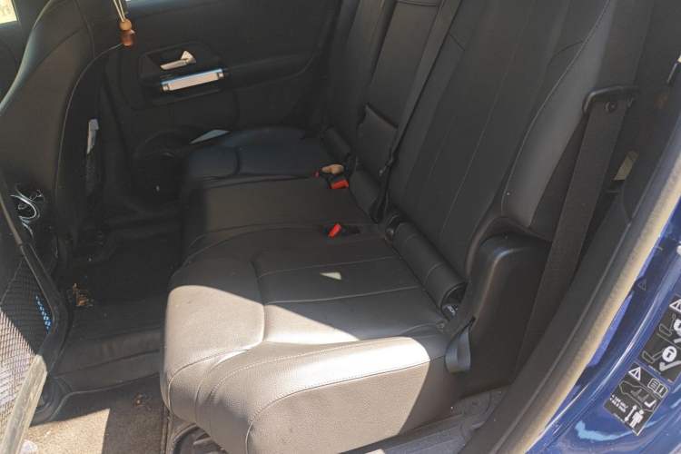 Used Mercedes-Benz GLB 2022 GLB 200 Stylish Edition Left Rear Seat