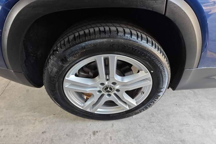 Used Mercedes-Benz GLB 2022 Second Facelift GLB 200 Fashion Edition Right Rear Wheel Hub