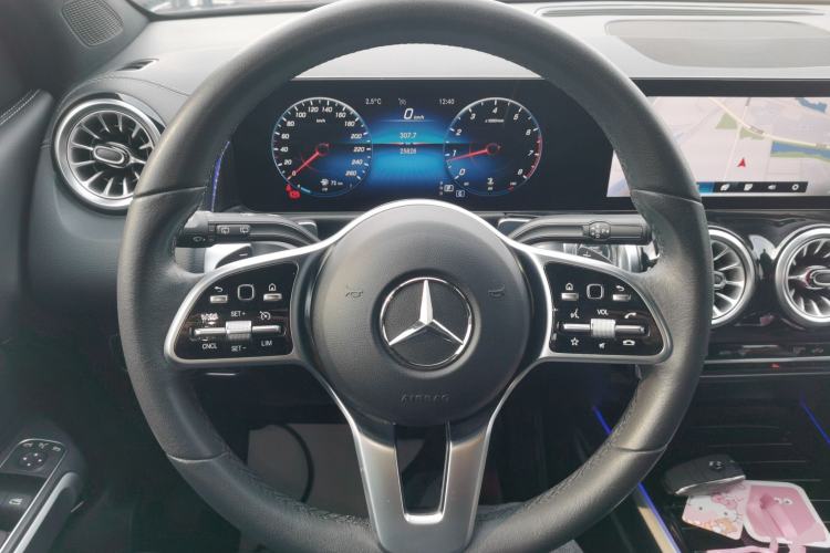 Used Mercedes-Benz GLB 2022 GLB 220 Dynamic Edition Steering Wheel