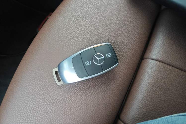 Used Mercedes-Benz GLB 2022 Second Facelift GLB 200 Fashion Edition Vehicle Key