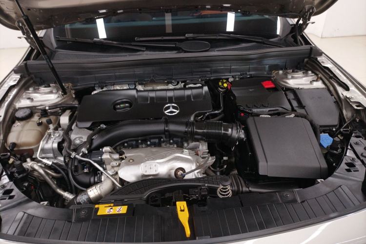 Used Mercedes-Benz GLB 2022 GLB 220 Dynamic Edition Engine Bay