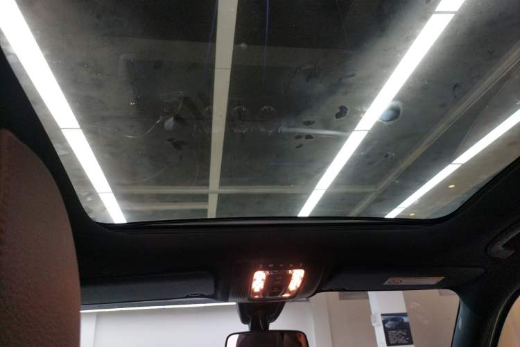 Used Mercedes-Benz GLB 2022 GLB 220 Dynamic Edition Headliner
