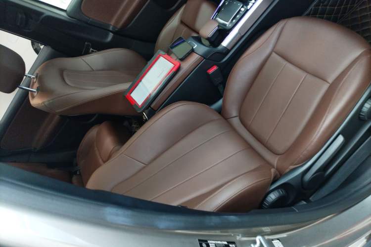 Used Mercedes-Benz GLB 2022 GLB 220 Dynamic Edition Right Front Seat