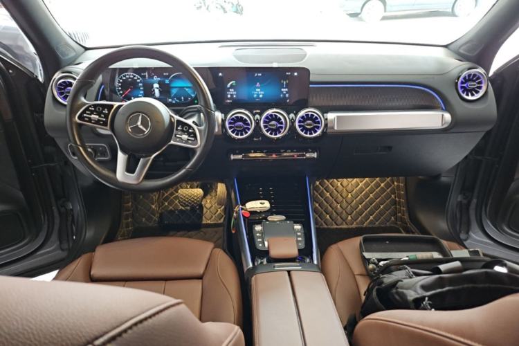 Used Mercedes-Benz GLB 2022 GLB 220 Dynamic Edition Center Console