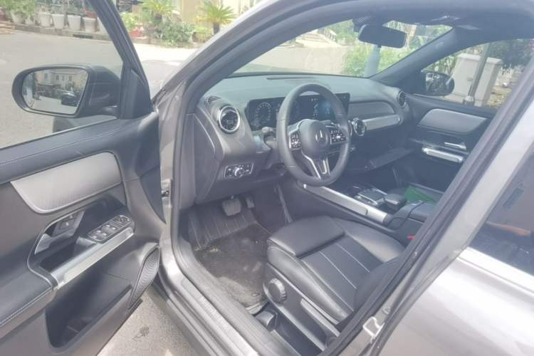 Used Mercedes-Benz GLB 2022 Second Facelift GLB 200 Dynamic Edition Driver Seat