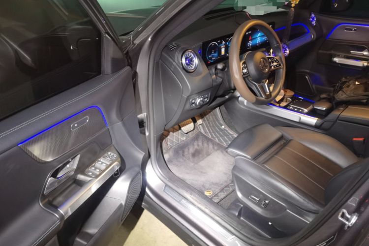 Used Mercedes-Benz GLB 2022 GLB 220 Dynamic Edition Driver Seat