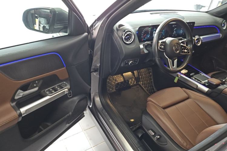 Used Mercedes-Benz GLB 2022 GLB 220 Dynamic Edition Driver Seat