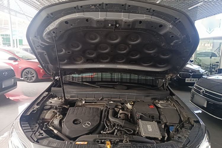 Used Mercedes-Benz GLB 2022 Second Facelift GLB 200 Fashion Edition Engine Bay