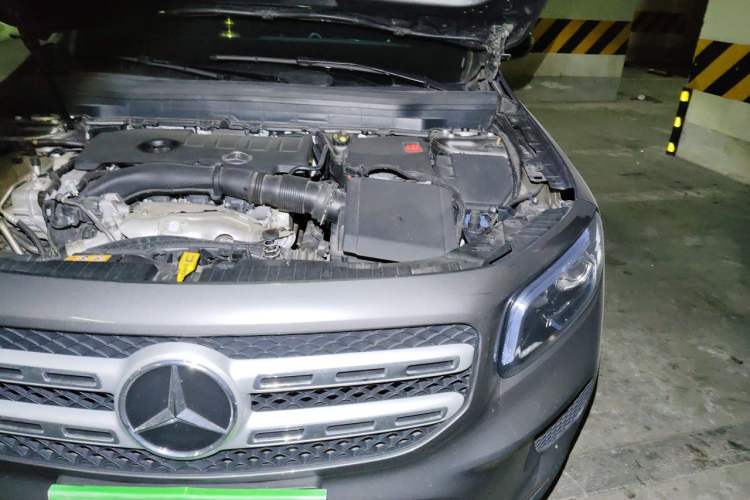 Used Mercedes-Benz GLB 2022 GLB 220 Fashion Model Engine Bay Left