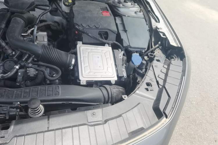 Used Mercedes-Benz GLB 2022 Second Facelift GLB 200 Dynamic Edition Engine Bay Left