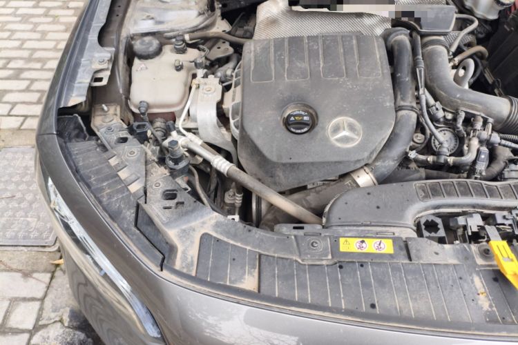Used Mercedes-Benz GLB 2022 Second Facelift GLB 200 Fashion Edition Engine Bay Right