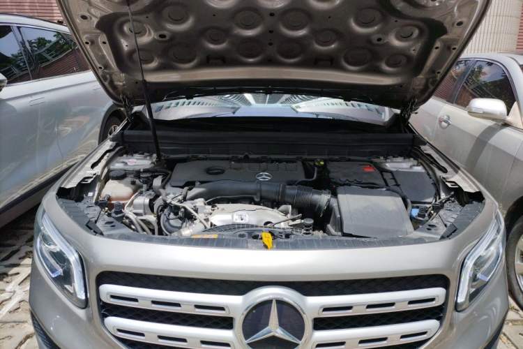 Used Mercedes-Benz GLB 2022 GLB 220 Fashion Model Engine Bay