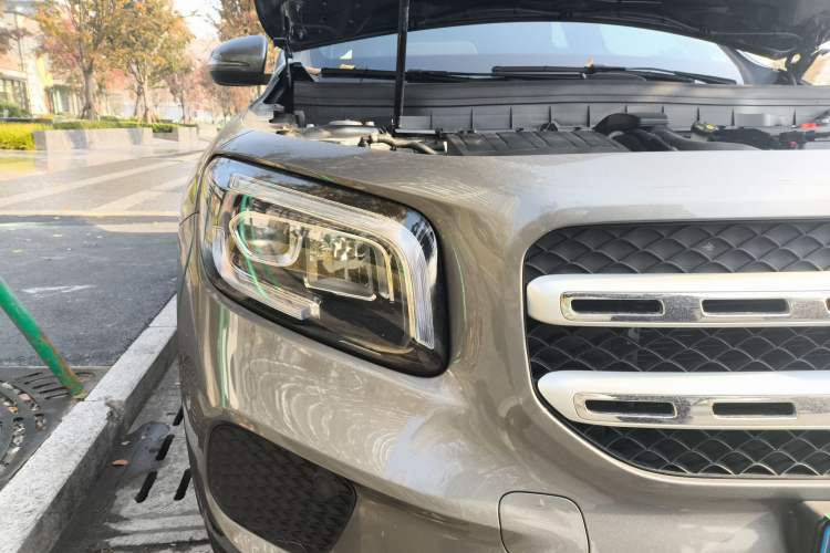 Used Mercedes-Benz GLB 2022 Second Facelift GLB 200 Fashion Edition Exterior 6