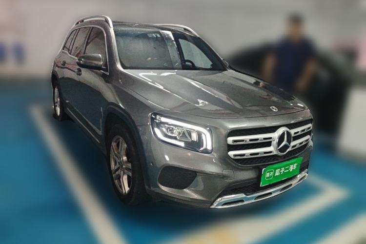 Used Mercedes-Benz GLB 2022 Second Facelift GLB 200 Fashion Edition Front Right 45 Deg