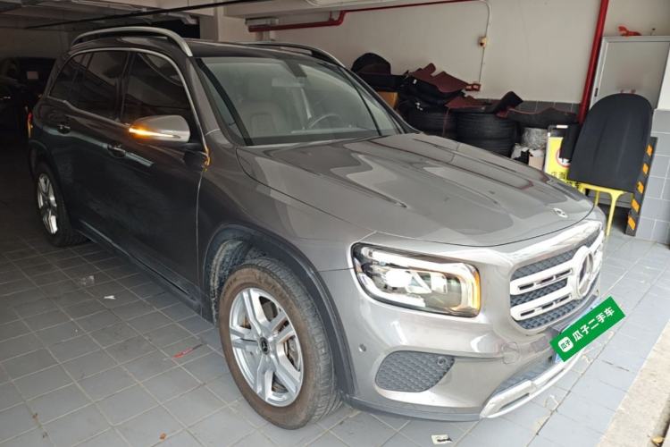 Used Mercedes-Benz GLB 2022 GLB 220 Dynamic Edition Front Right 45 Deg