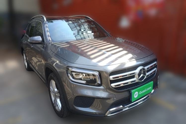 Used Mercedes-Benz GLB 2022 Second Facelift GLB 200 Dynamic Edition Front Right 45 Deg