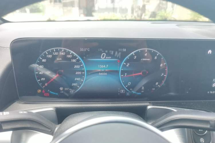 Used Mercedes-Benz GLB 2022 Second Facelift GLB 200 Dynamic Edition Instrument Cluster