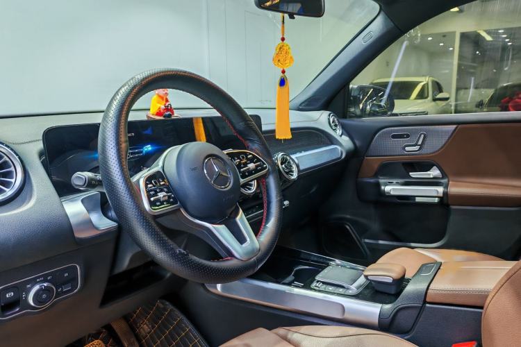 Used Mercedes-Benz GLB 2022 GLB 200 Stylish Edition Interior 1