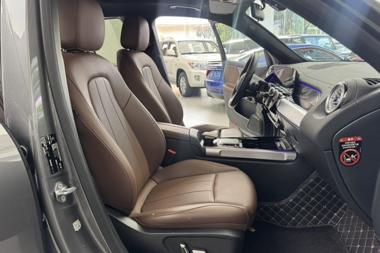 Used Mercedes-Benz GLB 2022 GLB 220 Dynamic Edition Interior 3