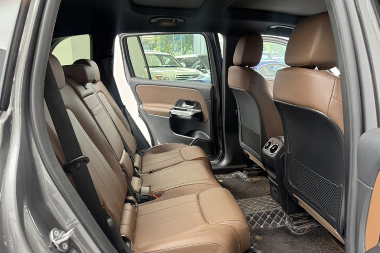 Used Mercedes-Benz GLB 2022 GLB 220 Dynamic Edition Interior 8