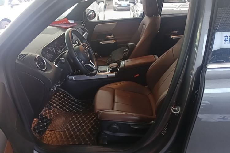 Used Mercedes-Benz GLB 2022 Second Facelift GLB 200 Fashion Edition Left Front Seat