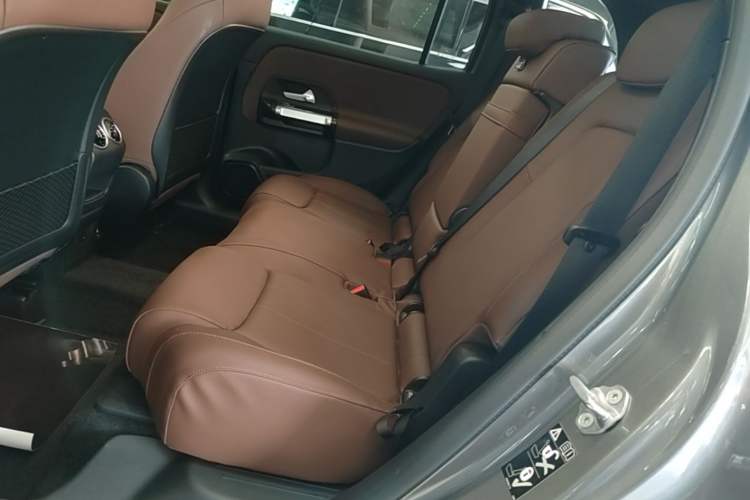Used Mercedes-Benz GLB 2022 GLB 200 Dynamic Edition Left Rear Seat