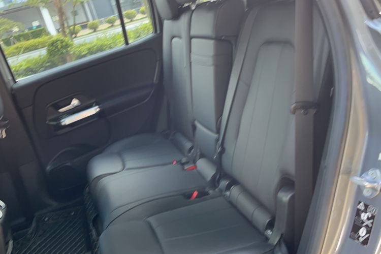 Used Mercedes-Benz GLB 2022 Second Facelift GLB 200 Dynamic Edition Left Rear Seat