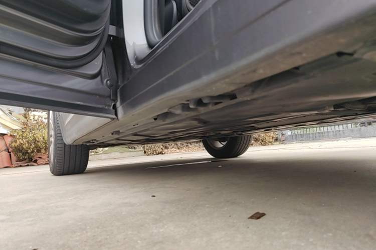 Used Mercedes-Benz GLB 2022 Second Facelift GLB 200 Dynamic Edition Left Side Sill
