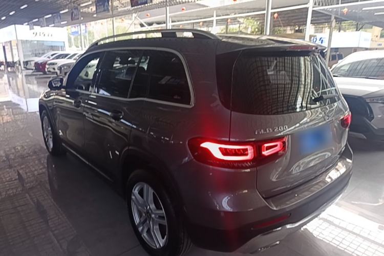 Used Mercedes-Benz GLB 2022 Second Facelift GLB 200 Fashion Edition Rear Left 45 Deg