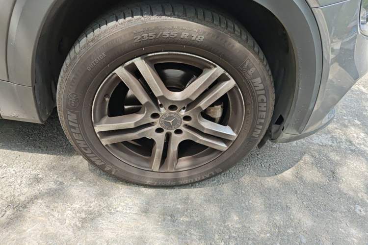 Used Mercedes-Benz GLB 2022 Second Facelift GLB 200 Dynamic Edition Right Front Wheel Hub