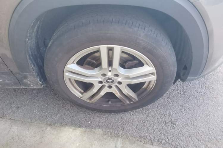 Used Mercedes-Benz GLB 2022 Second Facelift GLB 200 Dynamic Edition Right Front Wheel Hub