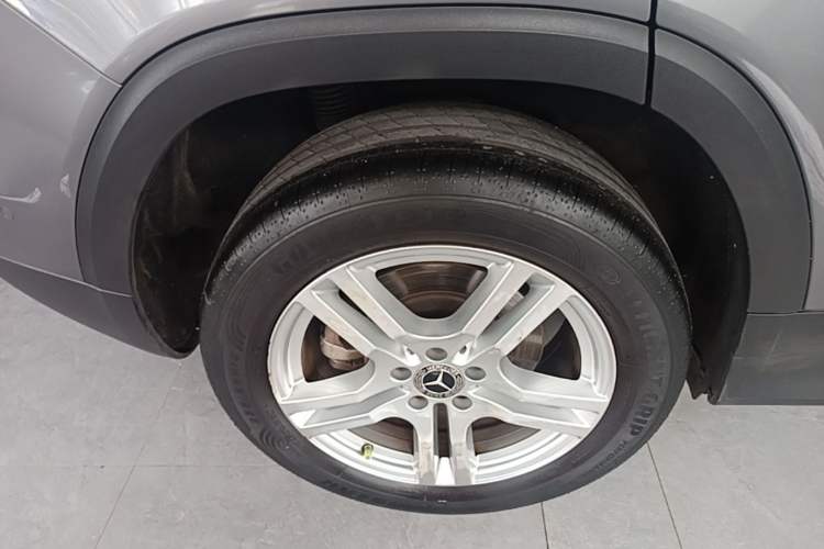 Used Mercedes-Benz GLB 2022 Second Facelift GLB 200 Fashion Edition Right Rear Wheel Hub